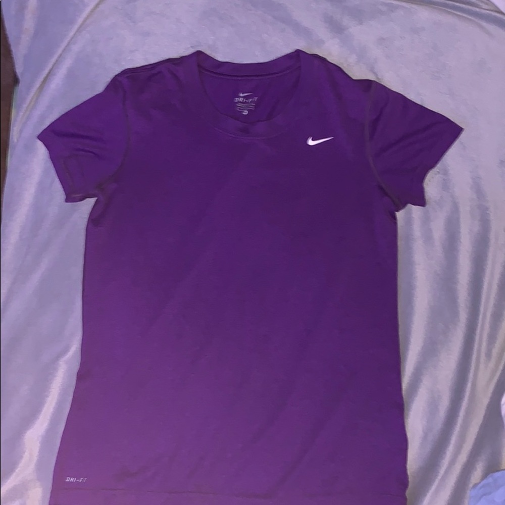 nike medium purple top
